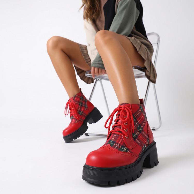 Autumn and winter new British style pattern Martin boots thick-soled heightening round head lace-up short boots retro locomotive boots