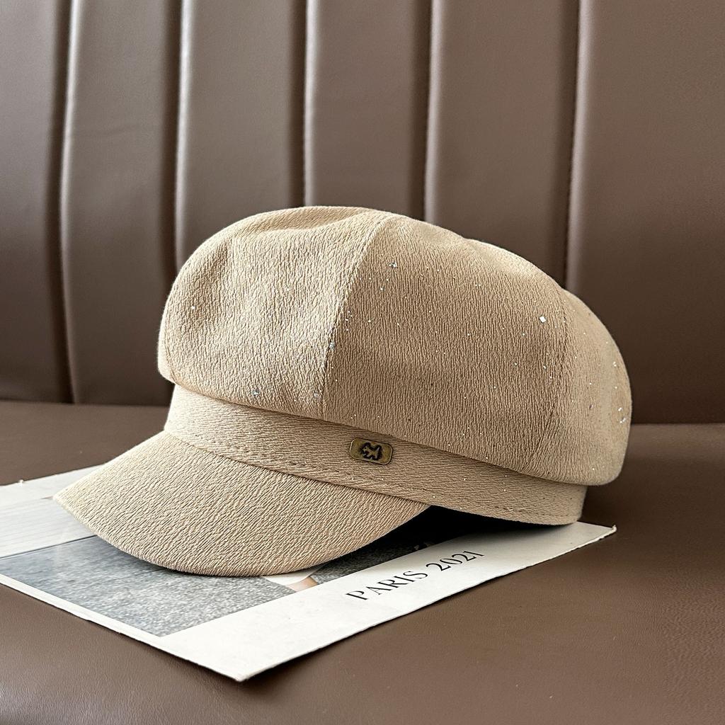 Black Octagonal Hats Make Kids Look Good On Instagram In Spring and Autumn. Small Berets Are Versatile and Go Well with Newsboy Hats