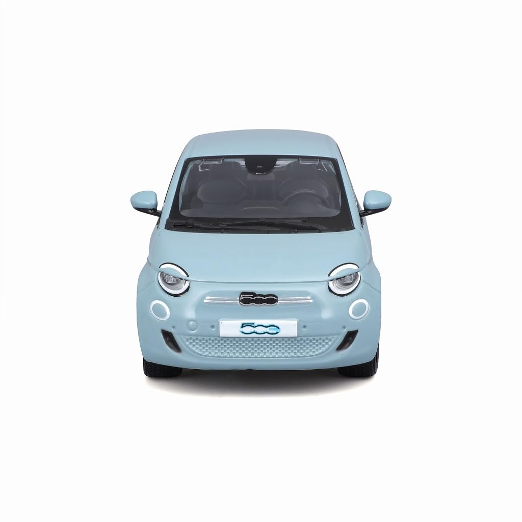 Bburago 1/24 Scale Fiat 500e (2003) Light Blue Finished Model BUR21110BL