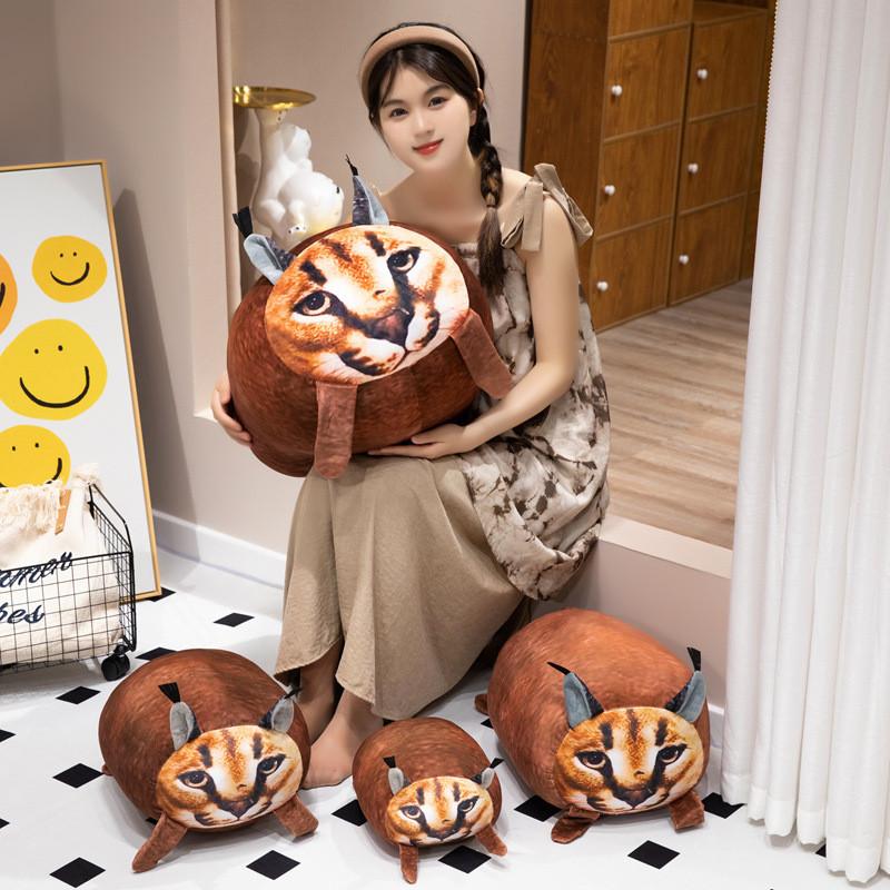 Oreiller Chat Caracal en Peluche Douce Réaliste à Poil Long pour Cadeau d'Enfant et Décoration de Maison