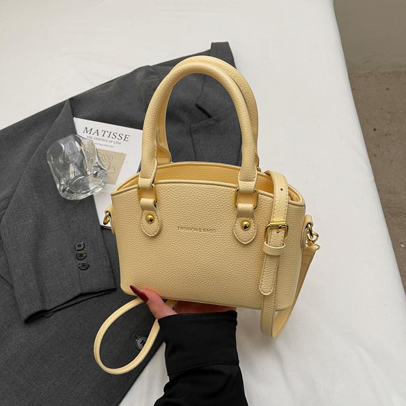 Niche Handbag Women's New Fashion Versatile Shoulder Shell Bag High-end Messenger Bag