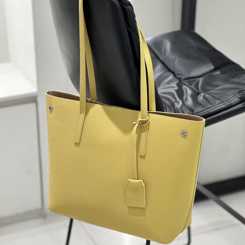 Dou Xiao Zhu Versatile Large Capacity Leather Tote Bag