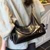Large-capacity Simple and Fashionable Chain Shoulder Bag with Elastic Waist for Underarm Carrying - Retro Crossbody Commuter Bag