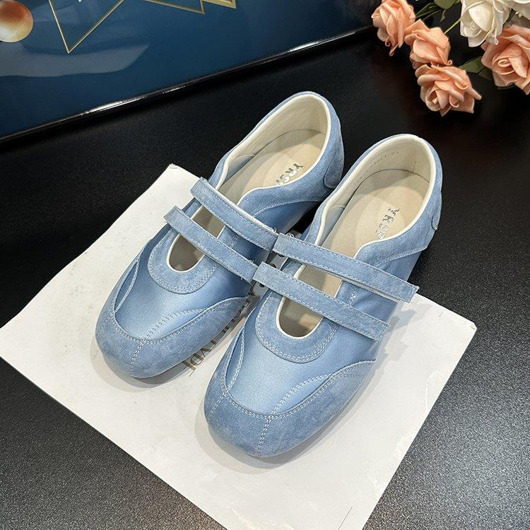 

Men Women Summer Sneakers LaceUp Mesh White Gray Suitable for Daily Wear and Various Occasions High Quality Material for Durability 37