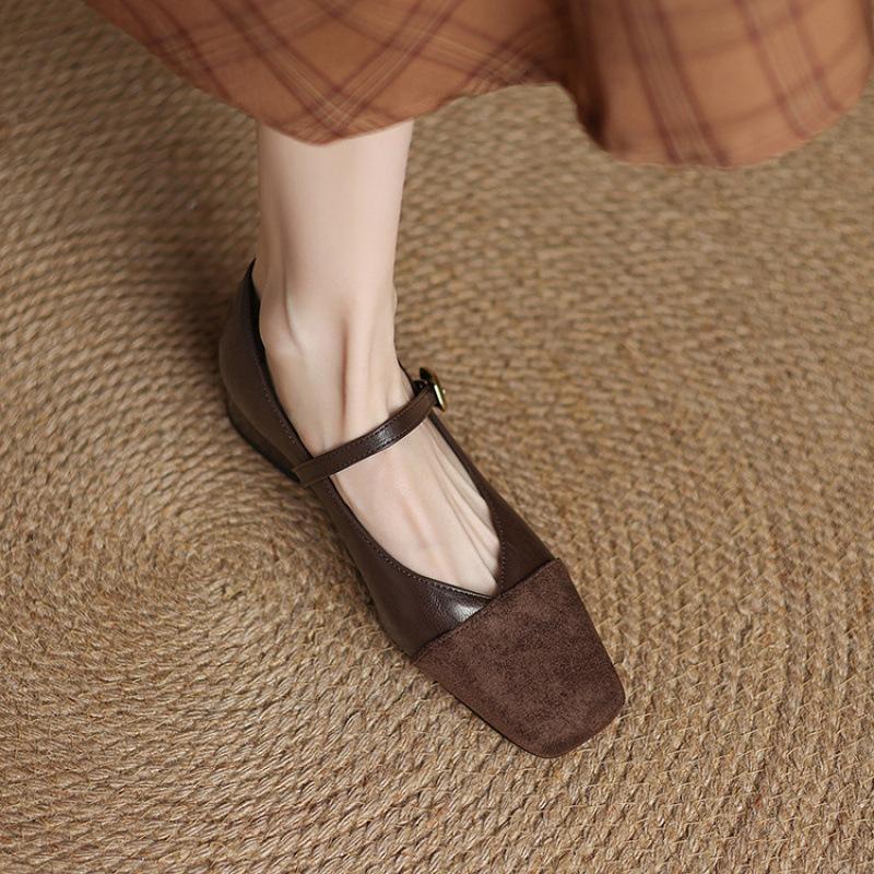 

New four-season wear women s lazy shoes with one pedal buckle square head casual low heel light mouth size solid color single shoes 32 (customized non-return and exchange)