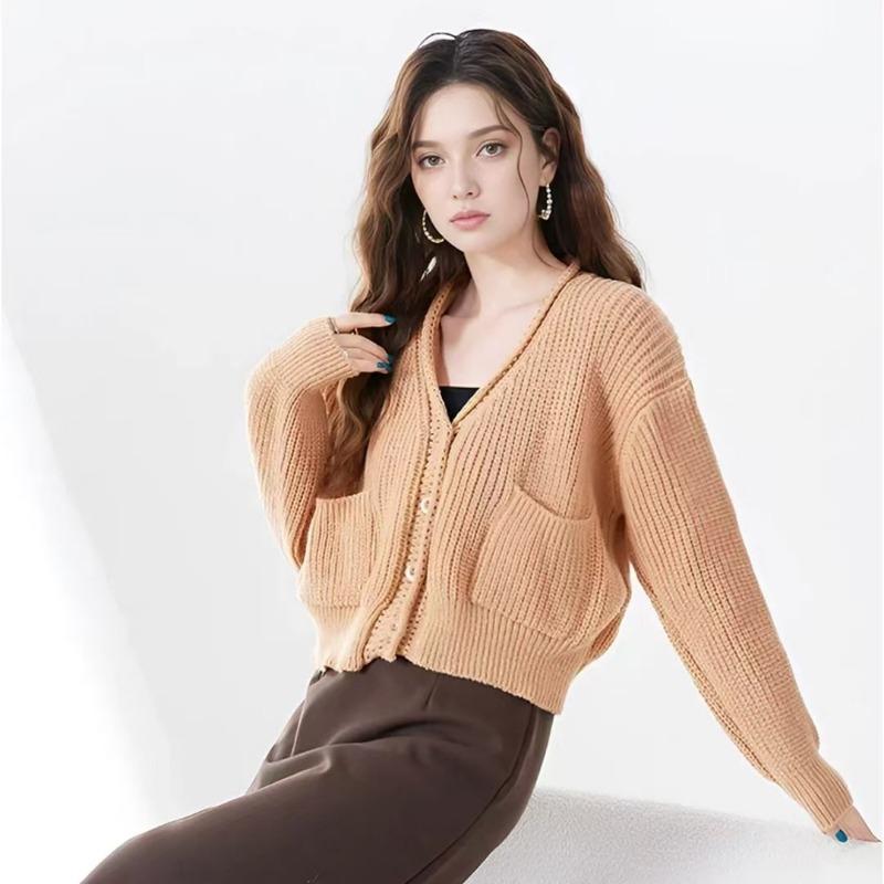 

Temperament versatile double pocket sweater jacket curled V-neck soft waxy rough wool long-sleeved knitted cardigan One size верблюд