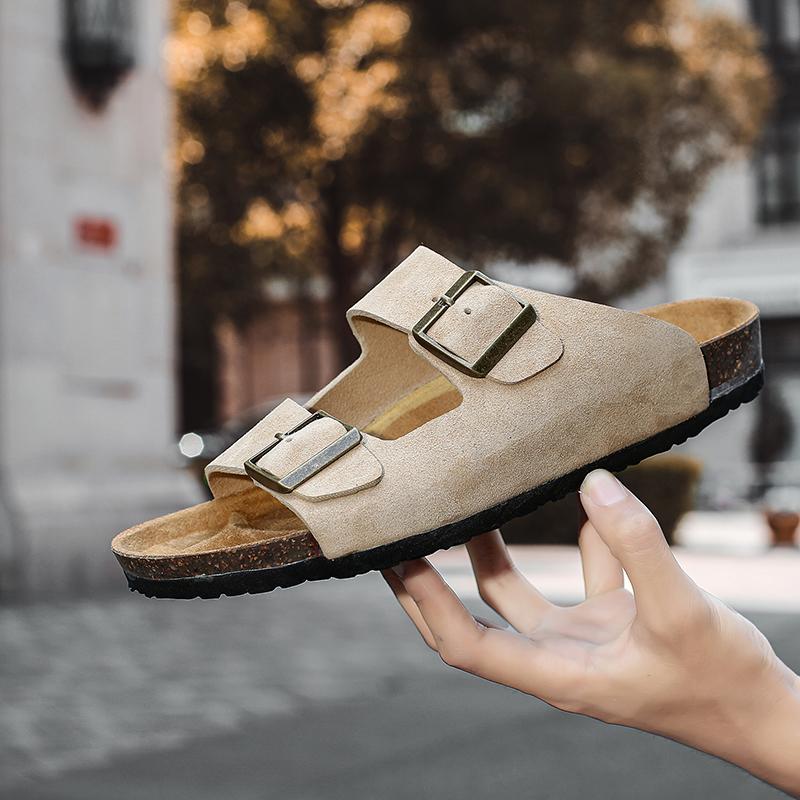 Fashion New men's shoes designer retro style Fashion outdoor street High quality couple casual shoes Summer slippers Versatile Hot