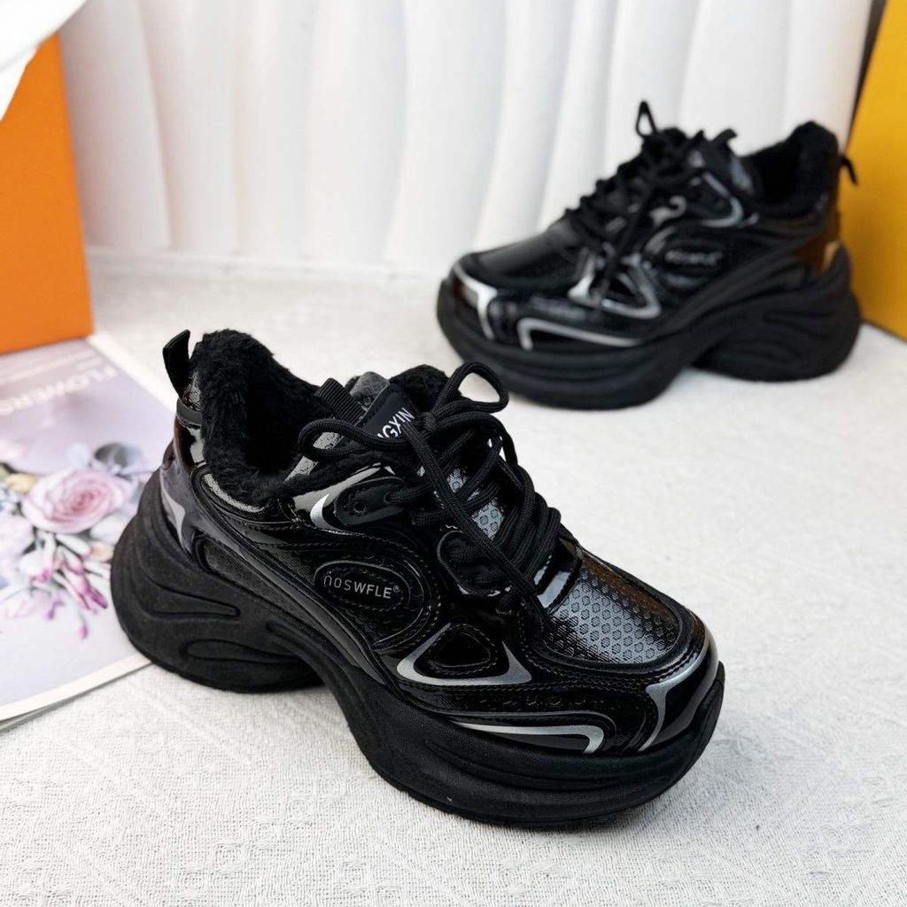 Daddy Shoes Women's Platform 2025 New Silver Versatile Height Increase Velvet Warm Small Height Increase Casual Sports Shoes