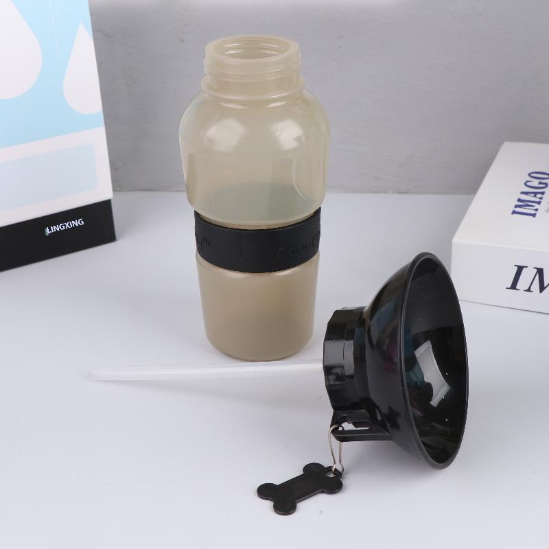 1 Pcs Pet Drinking Fountain Dog Outdoor Drinking Bottle Portable Water Cup Dog Walking Water Bottle Outdoor Travel Cup