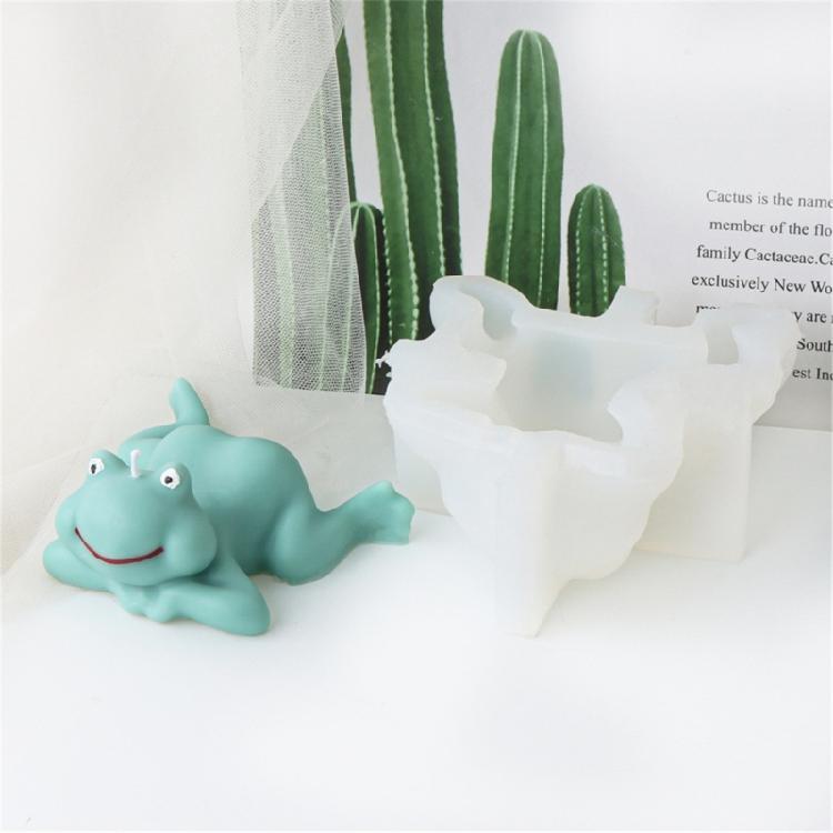 Use Friendly Candle Silicone Frogs Molds Easy Release Frogs Shaped Candle Silicone Molds for Handmade Candle and Soaps