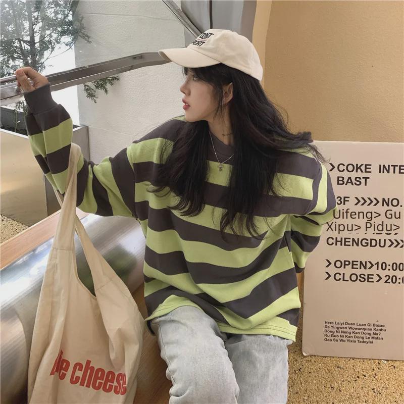 Women's Retro Striped Round Neck Sweatshirt - Casual, Loose, Thin Trend for Autumn and Winter