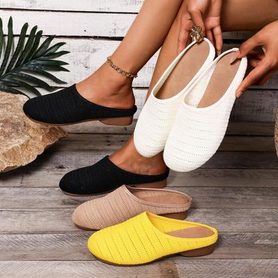 Nischen-Halbschuhe mit weichen Sohlen, weichem Obermaterial, Perforationen und Atmungsaktivität, mit dicken Sohlen