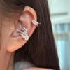 Exquisite Zircon Ear Cuff: Luxurious Clip-On Earring for Women, Round Design, No Piercing Needed, Elegant Jewelry for a Niche Look.