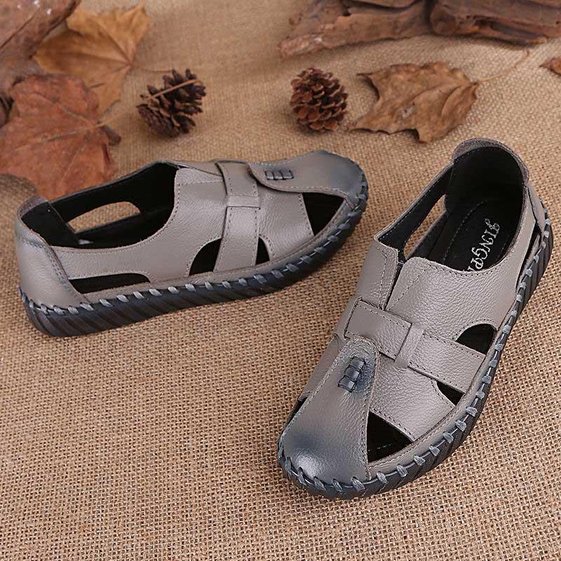 Plus Size 35-43 Summer Retro Women Hole Leather Sandals High Heels Breathable Wear-resistant Sandals