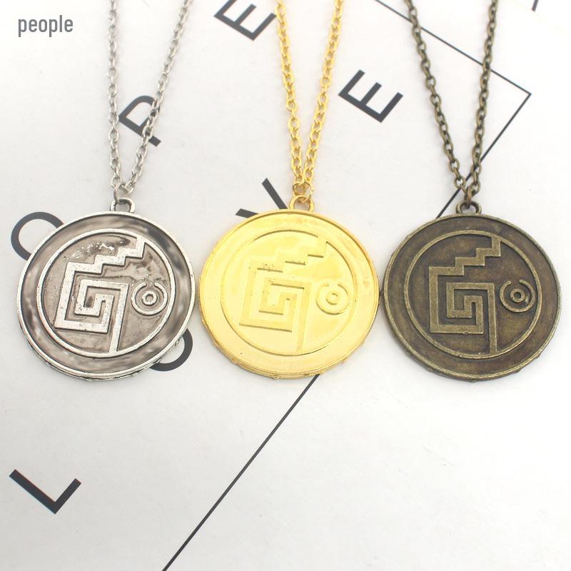 Pirates of the Caribbean Aztec Gold Coin Skull Men's Vintage Clavicle Necklace