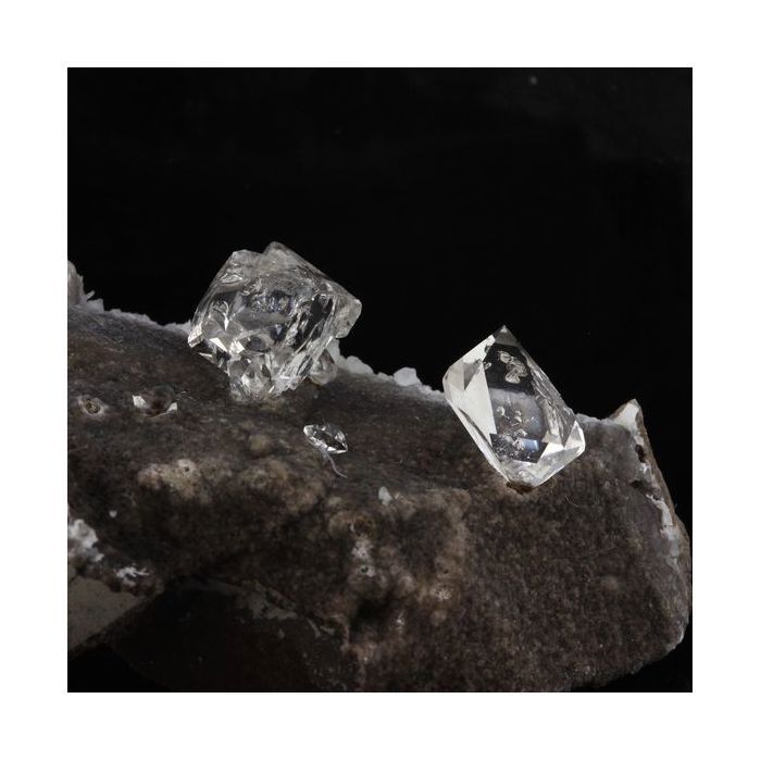 Pierres et Minéraux. Septaria, Quartz Diamant. 155.3 ct. Ribiers, Hautes-Alpes, France. Rare.