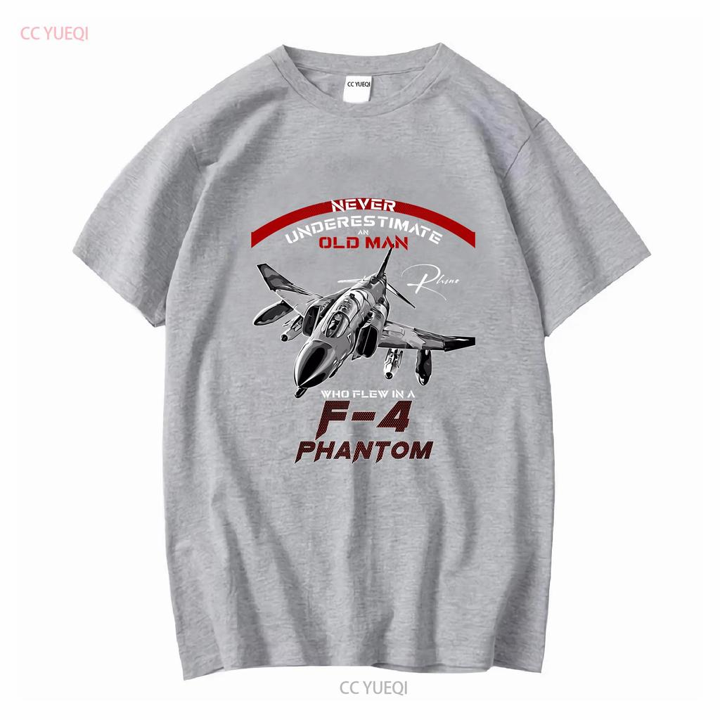F4 Phantom Never Underestimate an Old Man Who Flew In a Classic T Shirt Vintage Washed Streetwear Stylish Versatile Soft