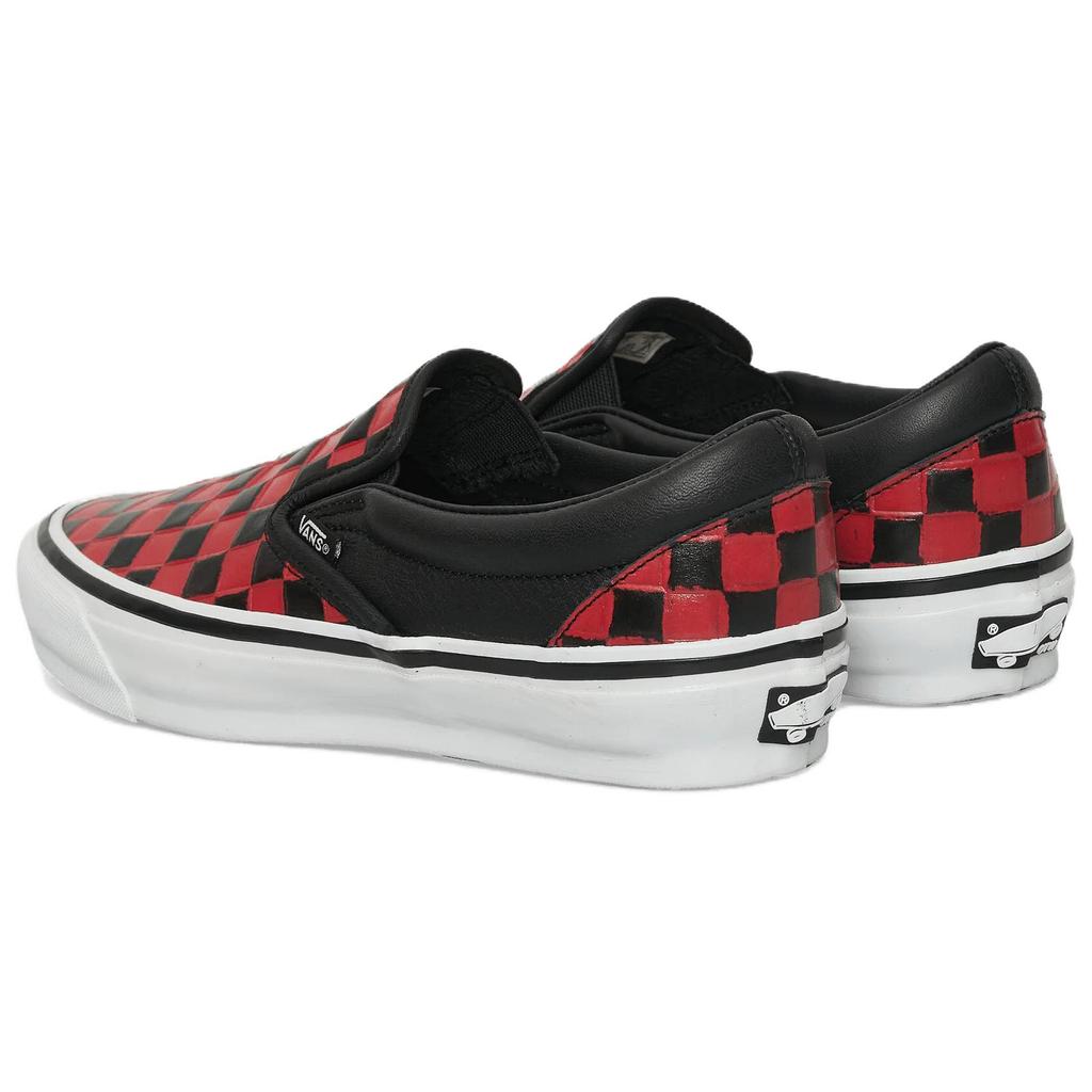 Vans Classic Slip-On 98 Zapatillas de Skate Cómodas Versátiles de Caña Baja Unisex Rojo Negro VN000DCMBRR1