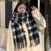 Autumn and winter comfortable and warm neck protection and cold scarf outdoor leisure personalized printing high-end plaid fringed scarf
