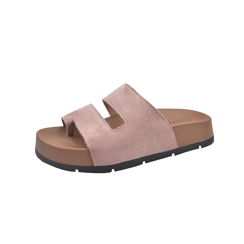 French pearl fairy thick-soled cool slippers women's summer wear 2025 new high-end beautiful skirt sandals