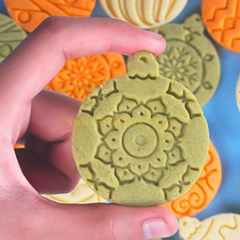 10Pcs Christmas Balls Cookie Cutters Pressable Biscuits Mold Holiday Biscuits Fondant Cookie Stamps Party Supplies top sale