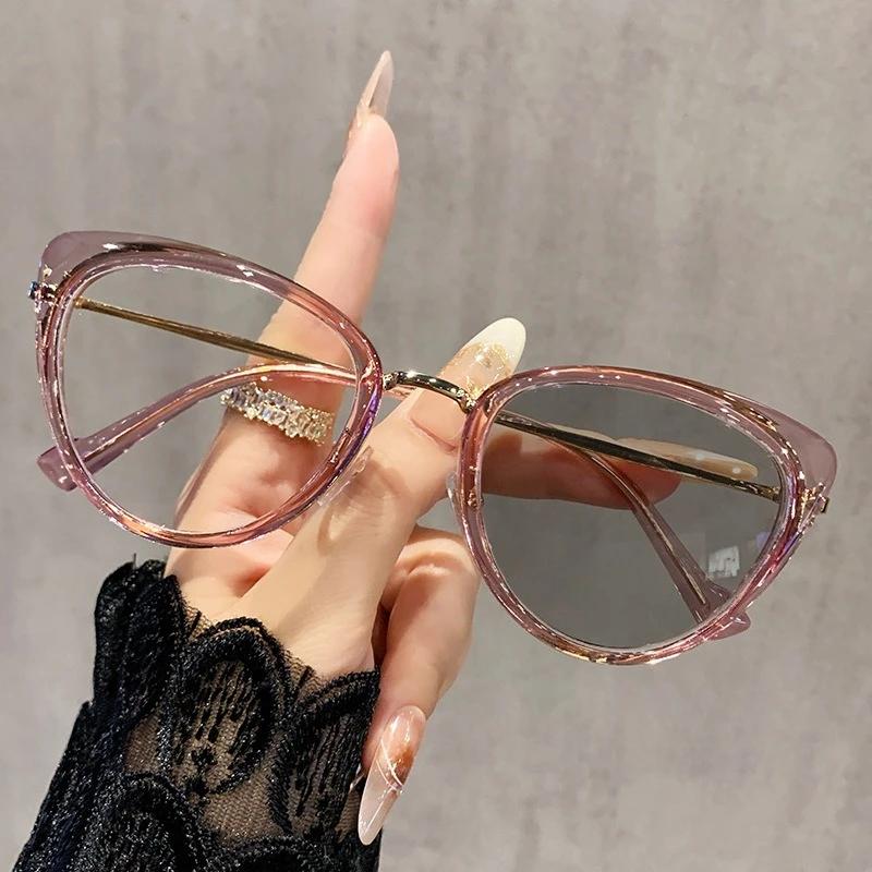 Ochelari pentru Miopie cu Schimbare de Culoare, Ochelari Fotocromici Retro la Modă Ochi de Pisică, Protecție Ochi Blocare Lumină Albastră, Dioptrie Până la -4.0