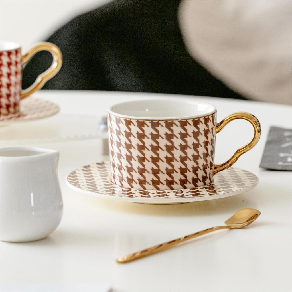 Hahnentritt-Keramik-Nachmittagsteetasse, goldbemalte Kaffeetasse mit Löffel, Büro-Wassertasse, Blumenteetasse für Männer und Frauen