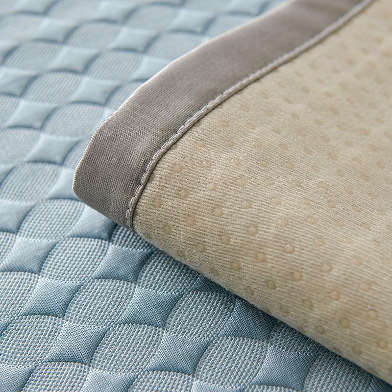 Ice Silk Sofa Cover for Living Room Summer Cool Feeling Sofa Cushion Towel Non-Slip Universal Couch Protector Covers Home Decor