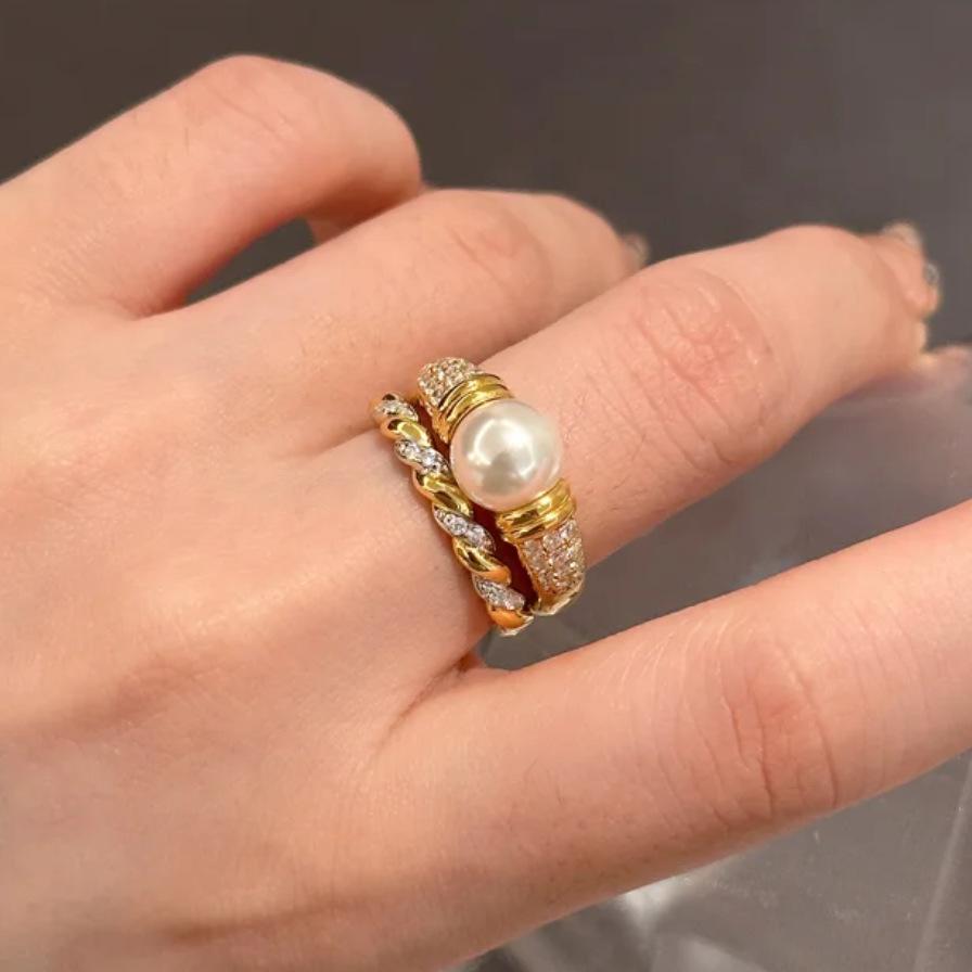 Light Luxury Old Money Style Pearl Ring Inlaid With Zircon Personality Design Medieval Stacked Fashion Twist Ring Woman