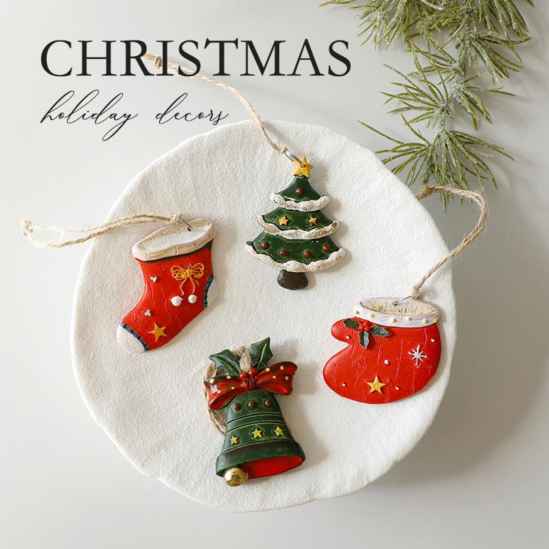 Christmas Decorative Pendants and Ornaments Christmas Tree Vintage Pendants and Ornaments Arrangement