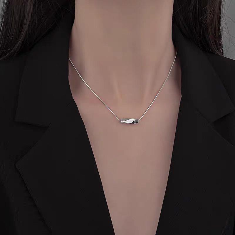 

Геометрическое женское ожерелье: Не тускнеющая, Роскошная цепочка на ключицу для универсального и элегантного стиля серебряный