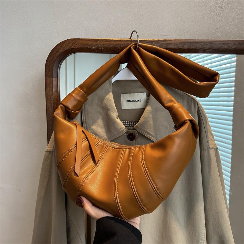 Street Trend Croissant Bag New Spring and Summer High-end Texture Bag Personalized Trendy Messenger Bag Women's Dumpling Bag