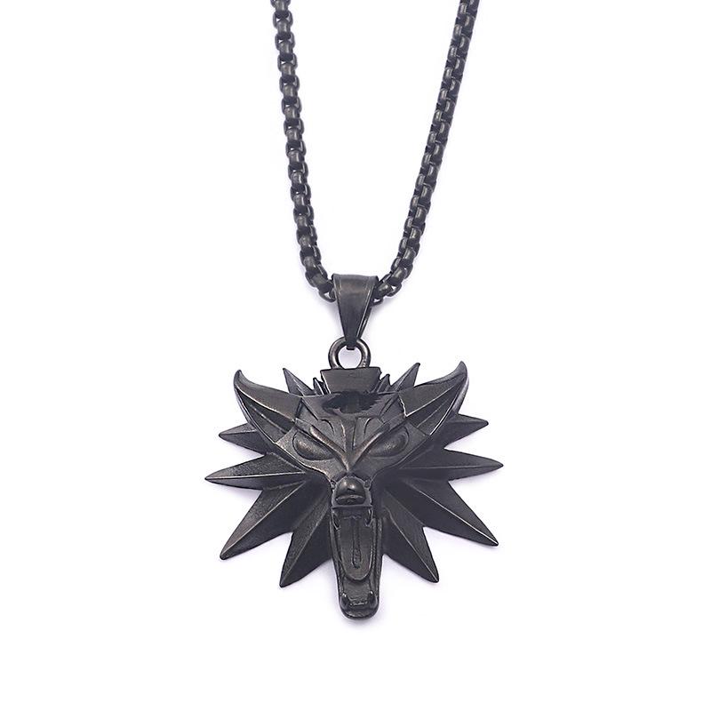 European and American Game-Themed Witcher Wolf Head Necklace - Titanium Steel Pendant for Men