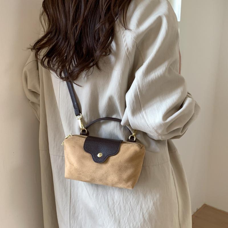 High-end niche bag women's new fashion versatile messenger bag portable small bag