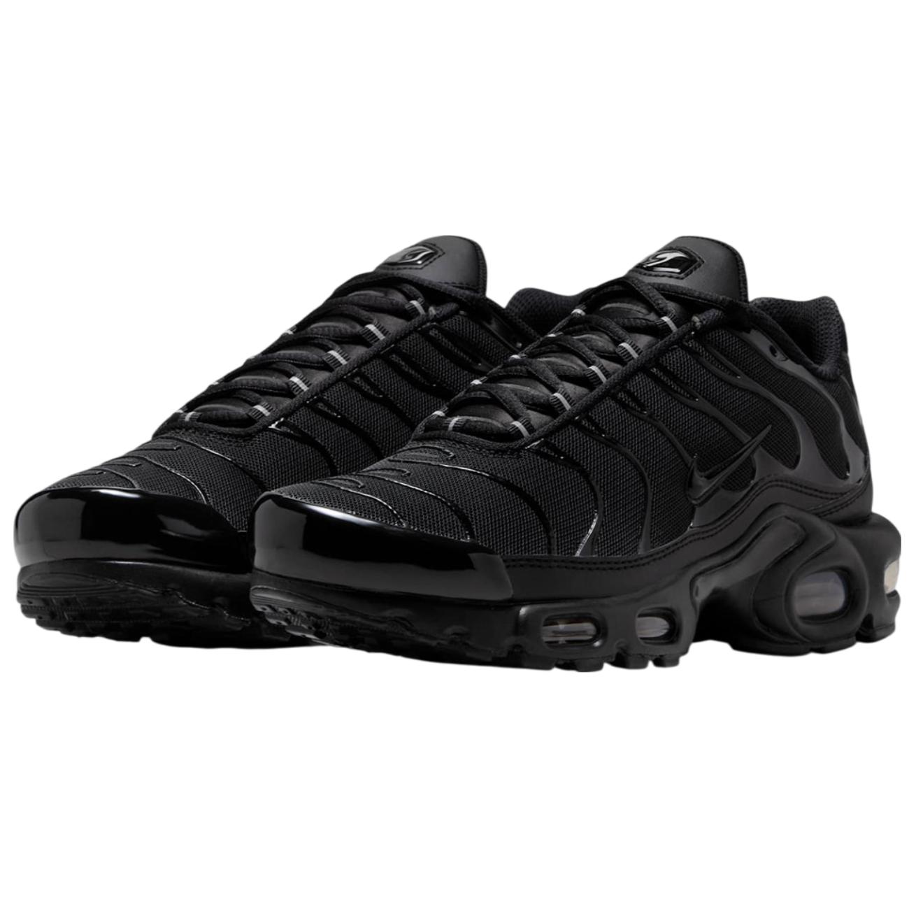 

Женские кроссовки Nike Air Max Plus Triple Black 36