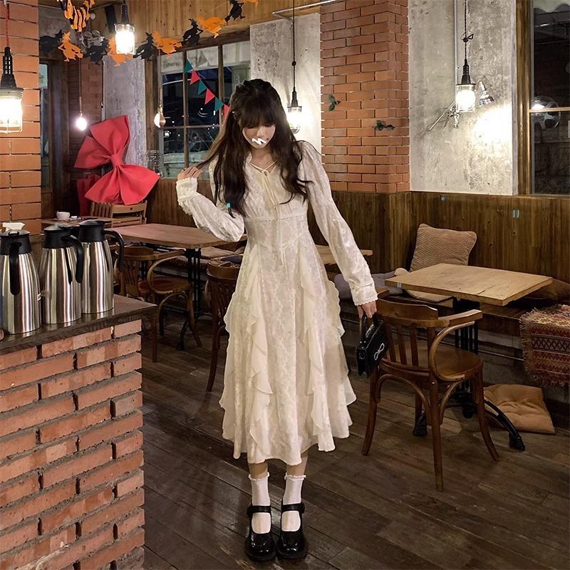 French White Lace Dress, Women's Pure Desire for Spring and Autumn, New Temperament Waist Hepburn Style Long Skirt