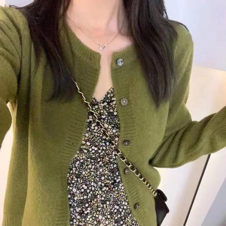 Autumn and Winter Super Fire Gentle Wind Short Coat Base with A Design Sense of Minority Raccoon Hair Knit Cardigan Sweater for Women