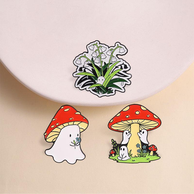 Ghost Mushroom Badge Lily of The Valley Boo Enamel Pin Cute Spooky Forest Lapel Brooch Cottagecore Accessories Gift
