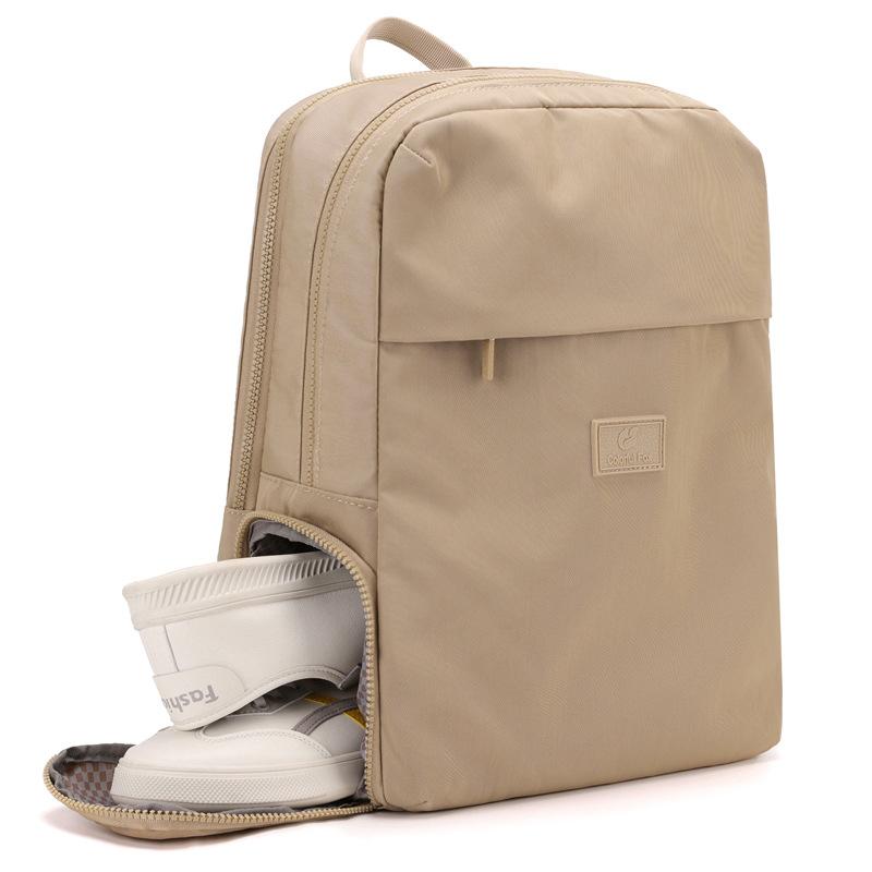 Large Capacity Backpack, Same Style for Men and Women, Outdoor Leisure, Multi-layer Fitness Backpack, Anti-splashing Water.
