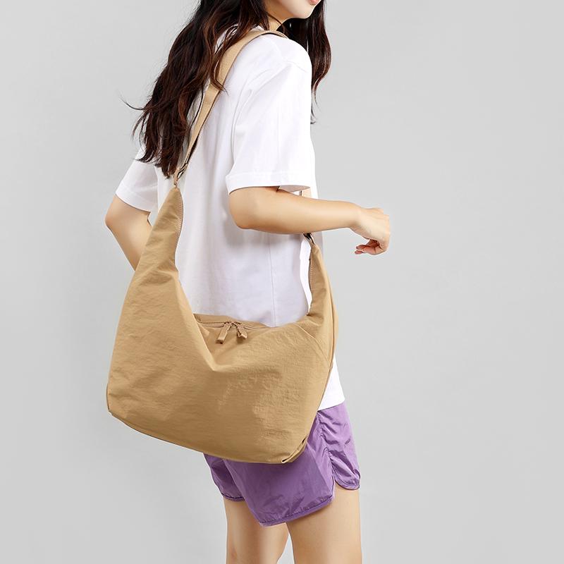 Women's Canvas Crossbody Bag Large Capacity Commuter Tote Bag