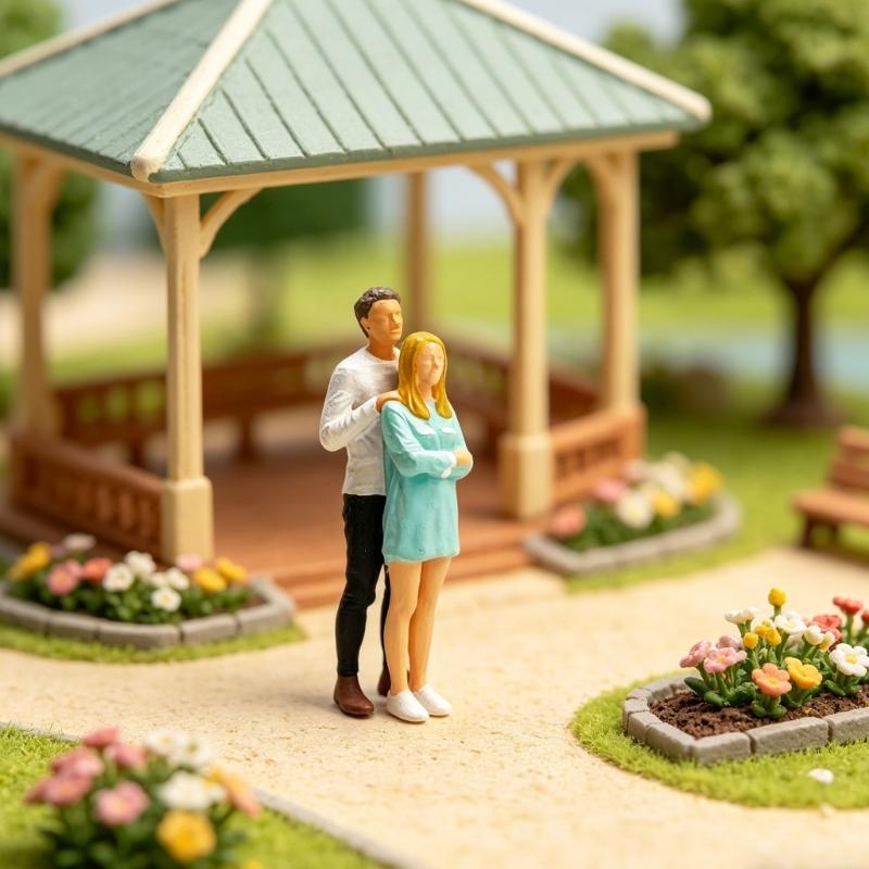 1/64 Scale Resin Miniature Couple Figure For Realistic Model Train Architectural Scene Decors And Collectible Display