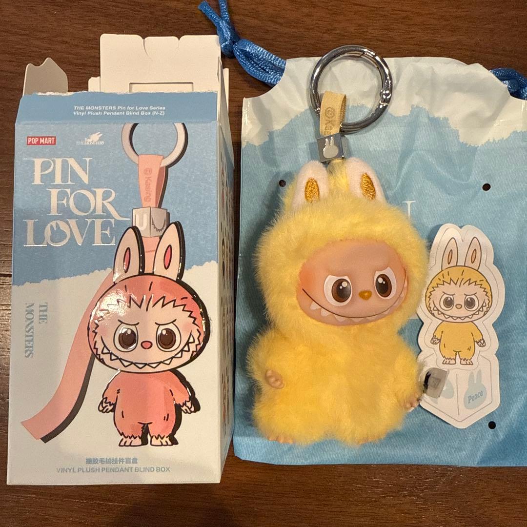 

[USED] LABUBU Lovebu PIN FOR LOVE Initial P