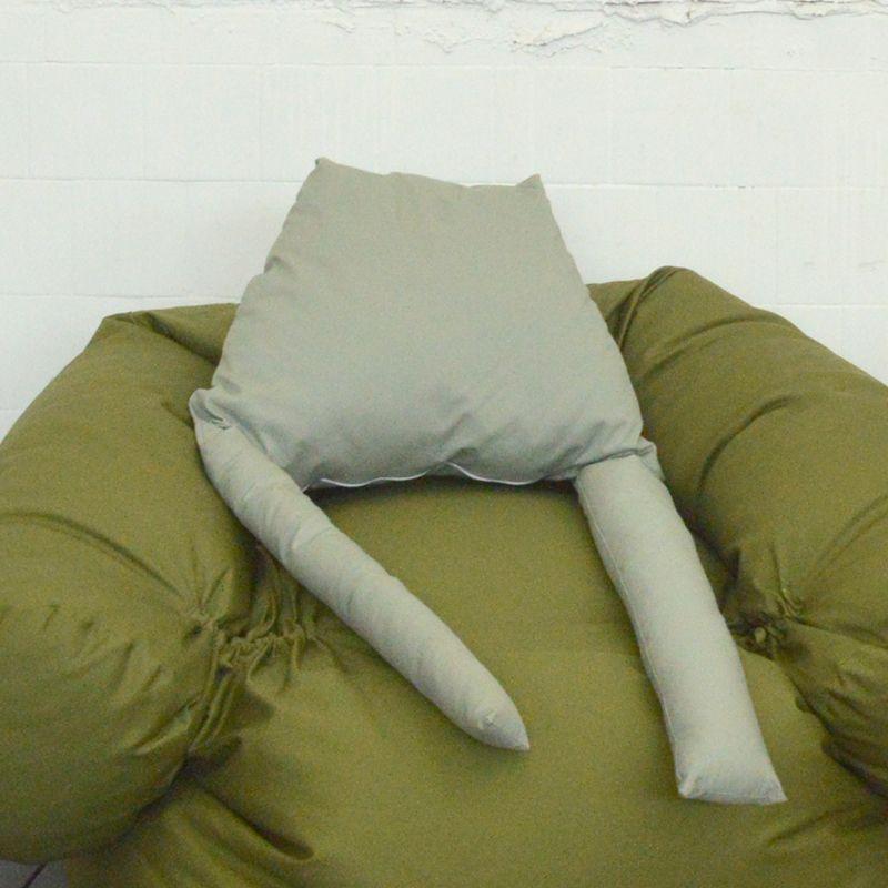 

Moonlight Variation Same Style Qi Ren Designer Original Fabric Pillow Living Room Sofa Gingerbread Man Cushion Doll Pillow Alien 5 Other specifications