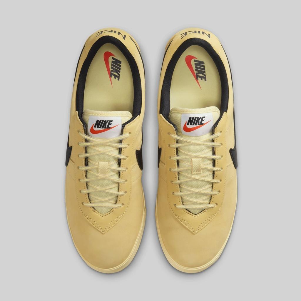 IH2341-700 Nike Astro Grabber Soft Yellow Black (Men's)