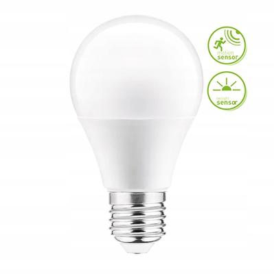 E27 4000K LED Motion and Twilight Sensor Bulb
