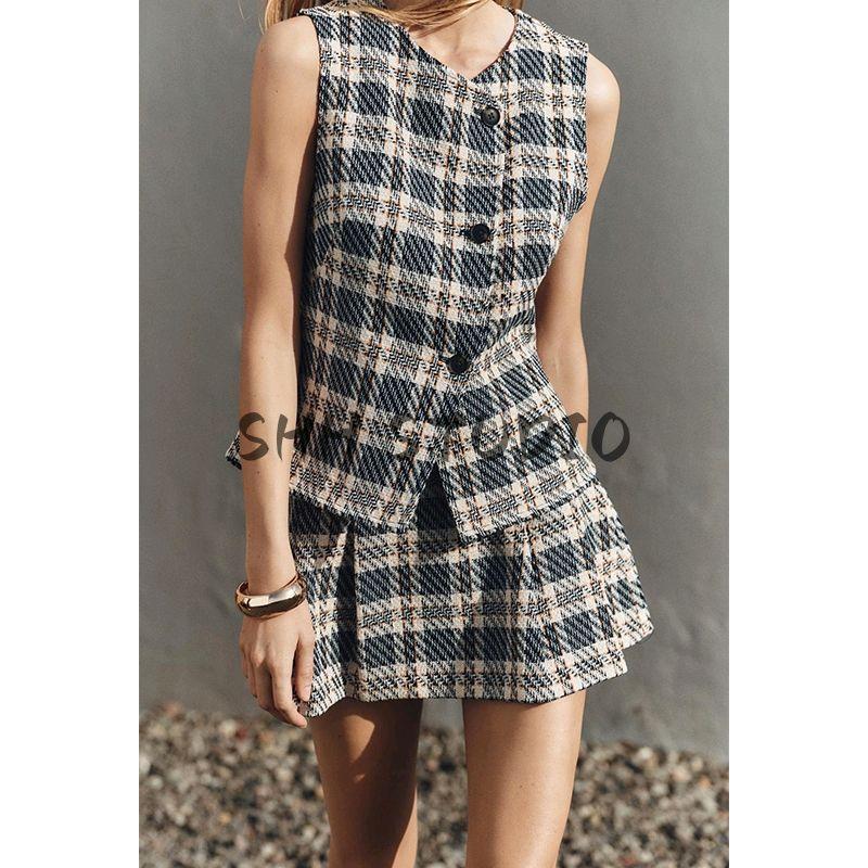 Plaid Texture round Neck Vest Vest 8574021 Wide Pleat Plaid Texture A- Line Skort 8574022