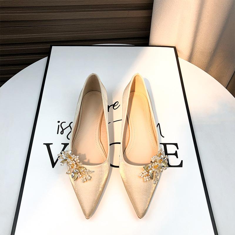 

-Основное свадебное платье свадебные туфли не утомляют ноги хрустальное красное платье китайская невеста Хэ Сю два варианта ношения на плоской подошве 34