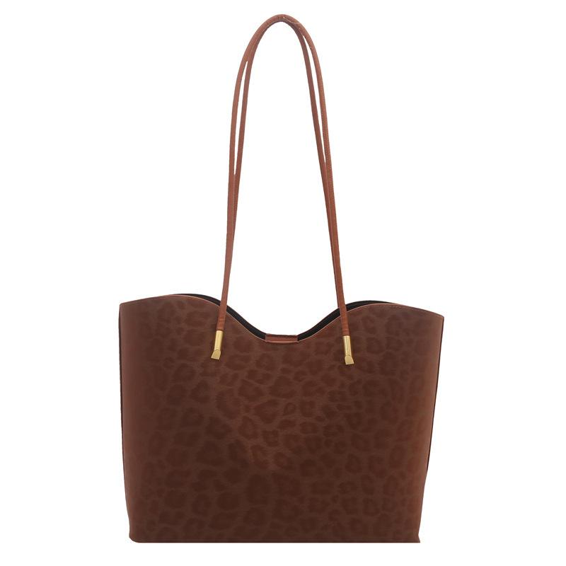 Large capacity tote bag women's bag spring new trendy simple handbag fashionable commuter shoulder bag