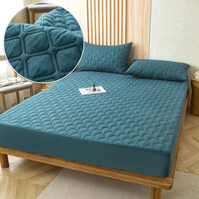 Waterproof Mattress Cover Bed Protector Case with Elastic Band Mattress Cover Fitted Sheet Soft Breathable King Mattress Cover Protector