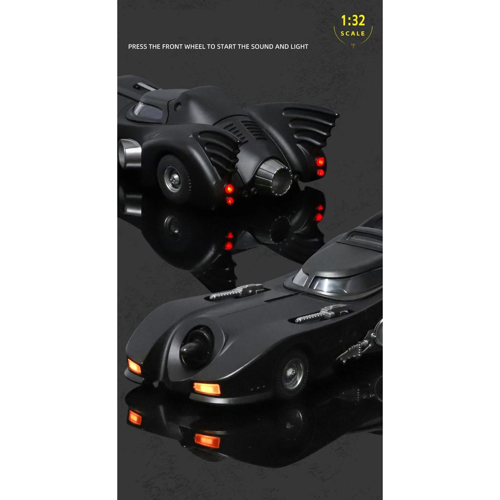 1/32 Batmobile Bat 1989 Alloy Car Model Sound and Light Pull Back Children's Toy Collectibles Birthday Gift
